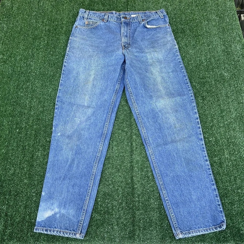 VTG Levi's 550 Jeans Mens 35x31